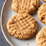 4 Ingredient Healthy Peanut Butter Cookies (Gluten Free) - Beaming Baker