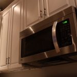 The Difference Between Microwaves and Conventional Ovens - Appliance City