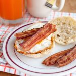 microwave bacon cooker 🥇 Makes crunchy, chewy bacon - Cook and Brown