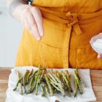 How to microwave asparagus! (Ready in 5 minutes!) - Urban Farmie