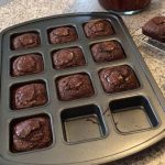 Best Brownie Pans in 2021 : Top 10 Picks By An Expert