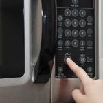 10 Best Microwaves In Canada 2021 - Review & Guide