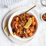 Vegan Chili Recipe (one-pot!) – Shivani Loves Food