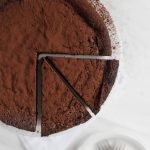 4 Ingredient Flourless Chocolate Mug Cake Recipe - CUCINA DE YUNG
