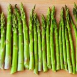 5 Simple Way to Cook Asparagus in the Microwave - Where and What In the  World