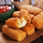 How To Reheat Mozzarella Sticks – The 3 Best Ways