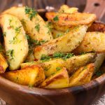 How To Reheat Potato Wedges - The 4 Best Ways
