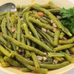 How to Steam Green Beans in the Microwave - Baking Mischief