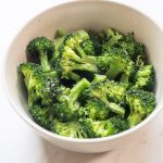 How to Steam Broccoli in the Microwave - Eating on a Dime