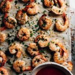 Juicy Garlic Shrimp Recipe - Christmas Wreath - Munchkin Time