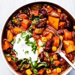 Easy Vegetarian Chili Recipe (vegan chili!) | The Endless Meal®