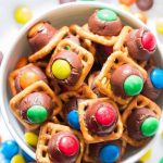 Pretzel Hershey Kisses (Pretzel gifts for holiday) - CurryTrail