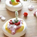Raspberry lemon meringues in 5 minutes - Claire K Creations