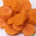 How to Steam Carrots in the Microwave - Baking Mischief