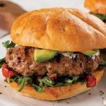 Turkey Burgers 4 (4 oz.) burgers Do Not Thaw! Microwave: Remove a frozen  turkey burger from box and place with plastic packaging intact on a  microwave safe dish. Make a small slit in top of packaging. Heat On High  For for 2 minutes to 2 minutes and 10 ...