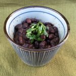 How do you cook canned black beans in the microwave?