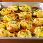 10 Minute Microwave Baked Potatoes - 4 Sons 'R' Us