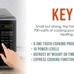 Amazon.com: Farberware Classic FMO07ABTBKA 0.7 Cu. Ft. 700-Watt Microwave  Oven with LED Lighting, Black: Home & Kitchen