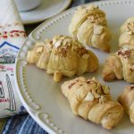 Blueberry Cheesecake Crescent Coffee Braid #BlueberryWeek – Palatable  Pastime Palatable Pastime