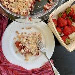 Rhubarb and Strawberry Crumble