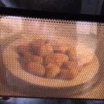 Rotating Chicken Nuggets in the microwave - YouTube