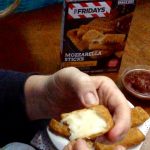 TGI Fridays Mozzarella Sticks with Marinara Sauce, Snack Size Review, Info  ASMR Whispers - YouTube