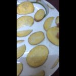 Microwave life hack : how to make potato chips - YouTube