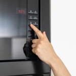 What's the Difference Between Defrost and Normal Settings of Microwave?