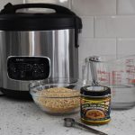 How to Cook Oatmeal In Rice Cooker? - The Windup Space
