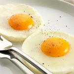 4 Ways to Cook Eggs in A Microwave – Easy Breakfast Hacks – Ecooe Life