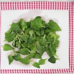 3 Ways to Cook Baby Spinach - wikiHow