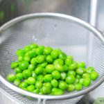 3 Ways to Cook Frozen Peas - wikiHow