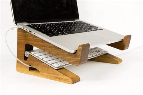 Wooden Laptop Stand DIY